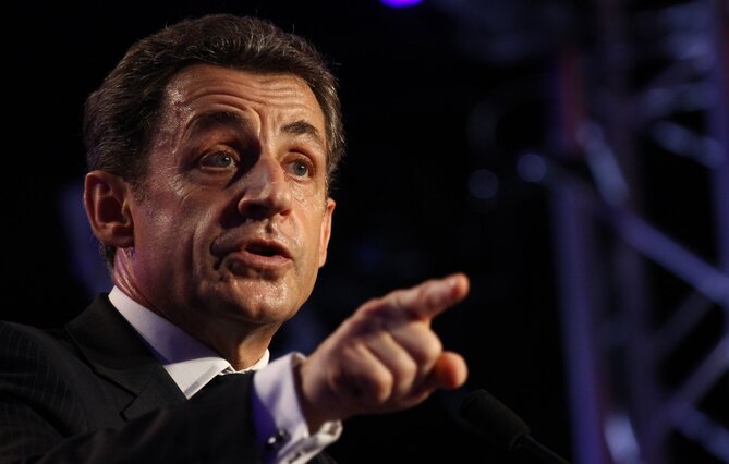 Affaire Sarkozy-Kadhafi, assistants parlementaires du RN... Faut-il (encore) faire évoluer les règles de financement de la vie politique en France ?